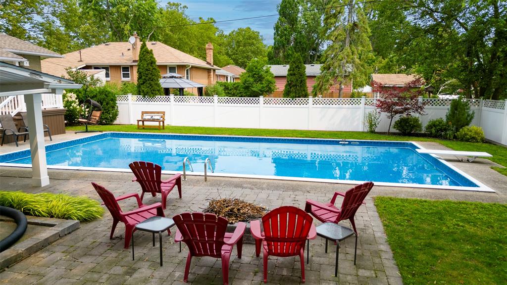 1018 HAGLE Street, Sarnia, Ontario, Canada