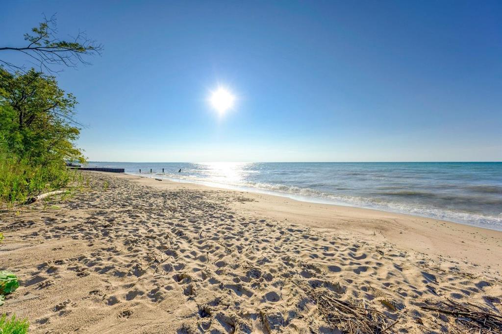 7069 BLUE COAST Heights, Plympton-Wyoming, Ontario, Canada photo 29