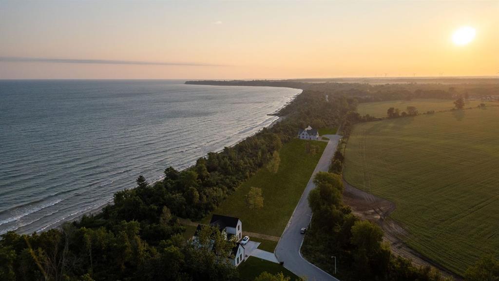 7073 BLUE COAST Heights, Plympton-Wyoming, Ontario, Canada photo 34