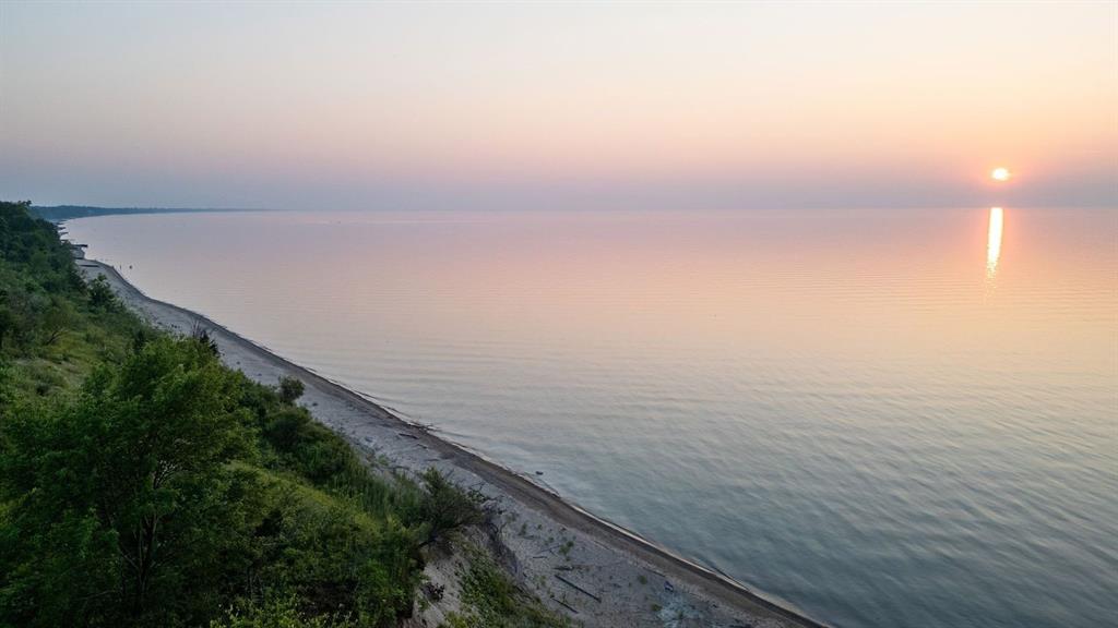 7073 BLUE COAST Heights, Plympton-Wyoming, Ontario, Canada photo 48