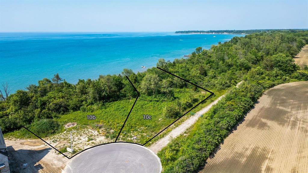 7077 BLUE COAST Heights, Plympton-Wyoming, Ontario, Canada photo 41