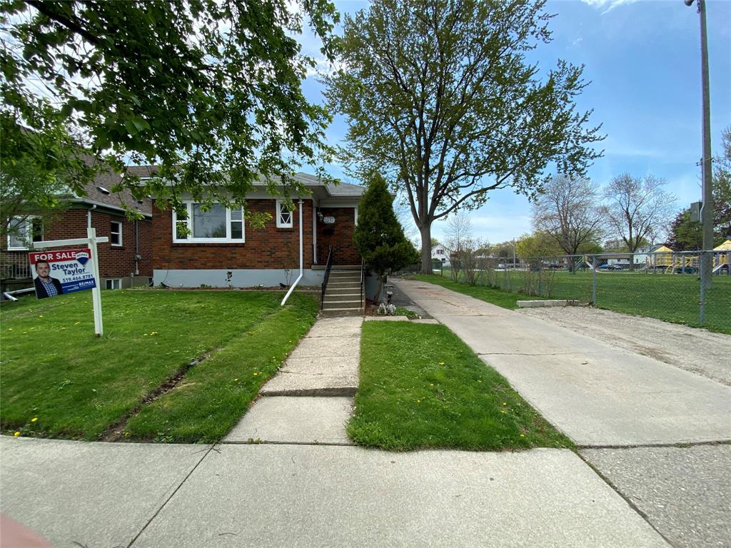 313 BRIGHT Street, Sarnia, Ontario, Canada