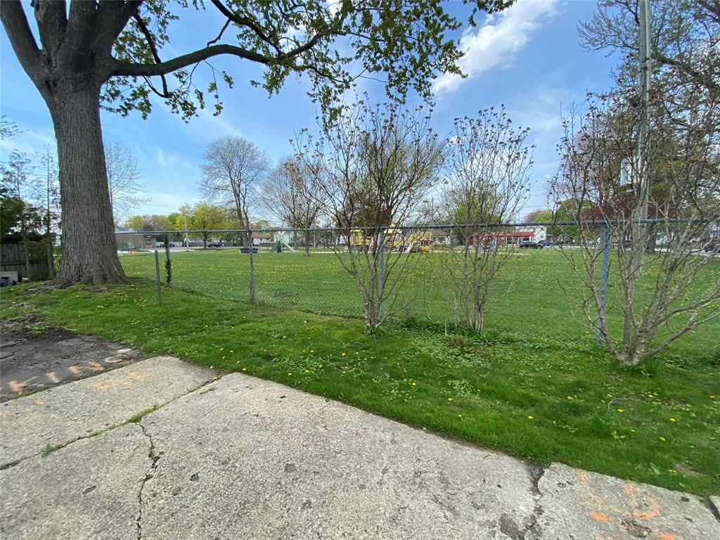 313 BRIGHT Street, Sarnia, Ontario, Canada