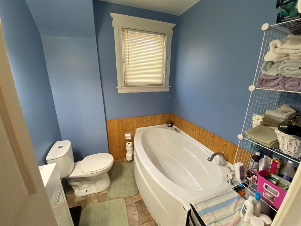 180 CHRISTINA Street South, Sarnia, Ontario, Canada