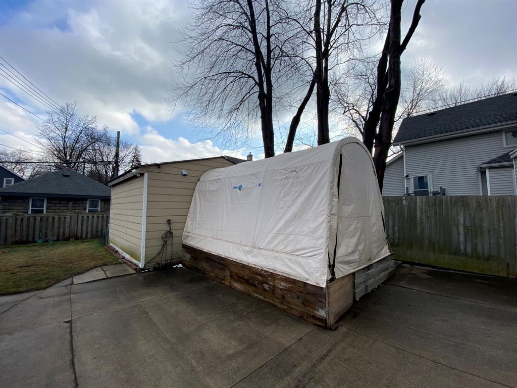 180 CHRISTINA Street South, Sarnia, Ontario, Canada
