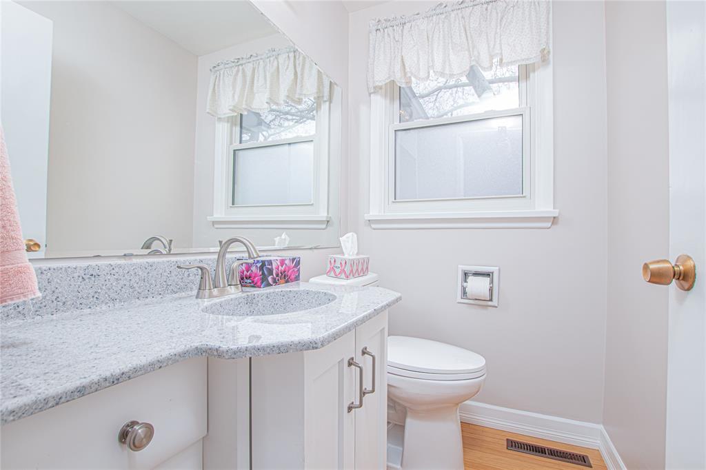 990 ELLWOOD Avenue, Sarnia, Ontario, Canada