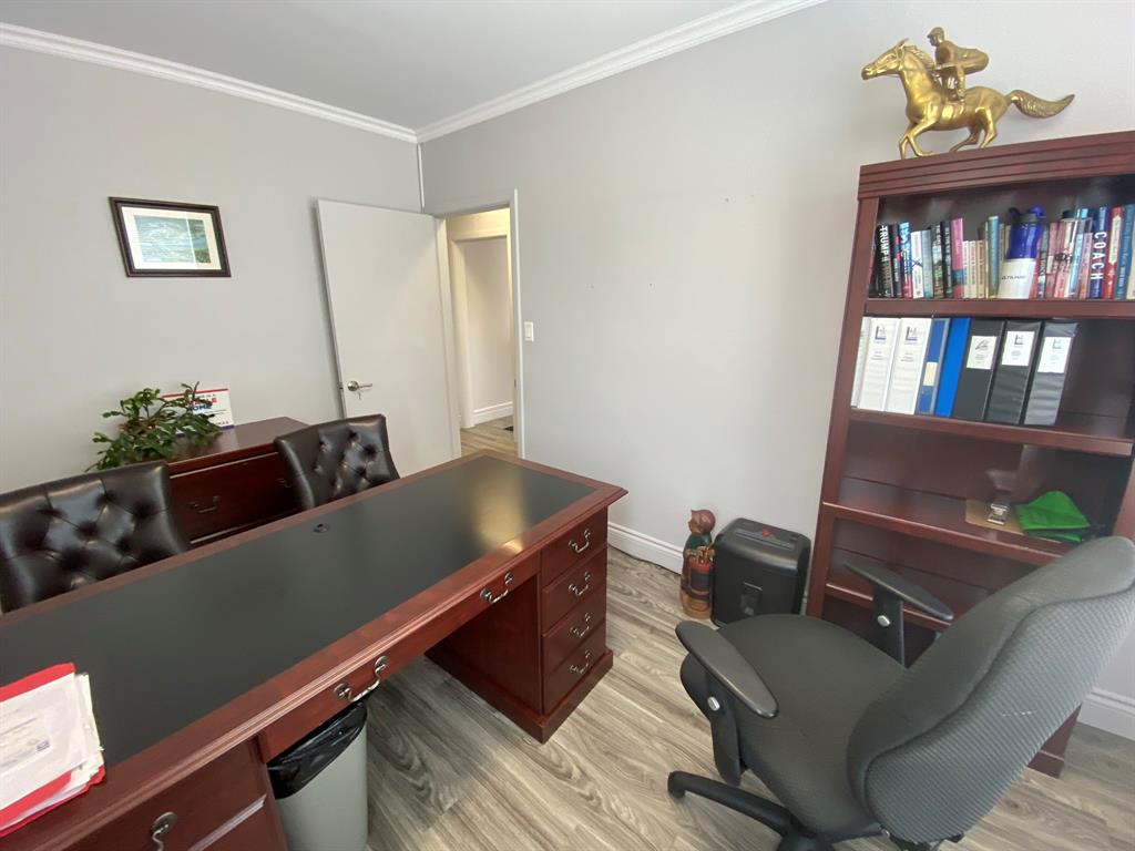 4112 PETROLIA Line Unit# B, Petrolia, Ontario, Canada