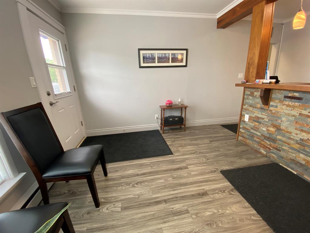 4112 PETROLIA Line Unit# B, Petrolia, Ontario, Canada