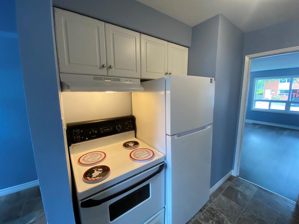 301 EDGEWOOD Street Unit# 11, Sarnia, Ontario, Canada