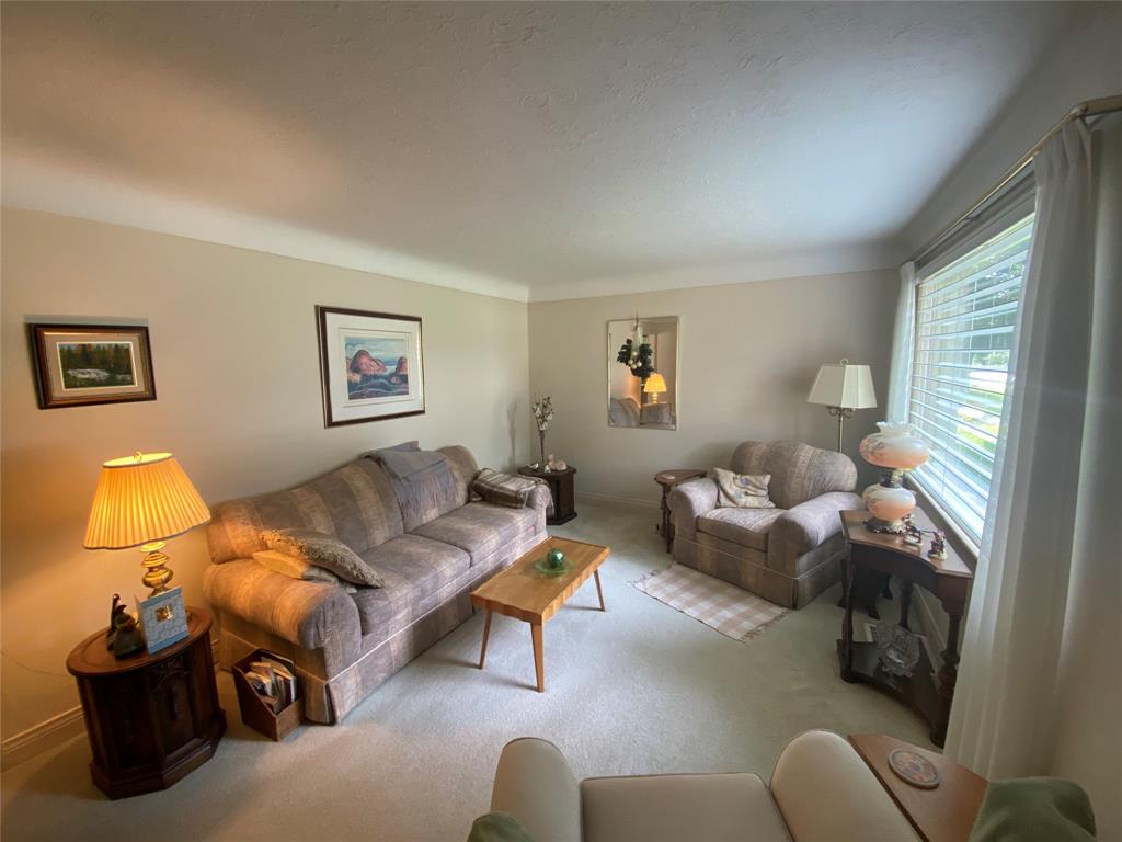 1096 BRIARFIELD Avenue, Sarnia, Ontario, Canada