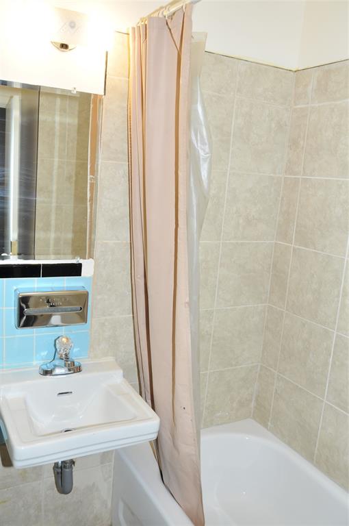 1701 LONDON Line, Sarnia, Ontario, Canada photo 11