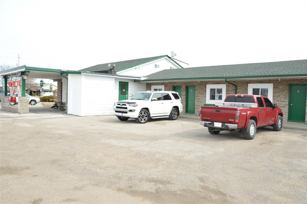 1701 LONDON Line, Sarnia, Ontario, Canada photo 16