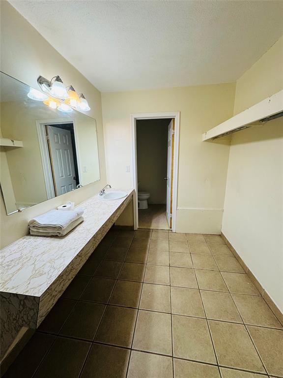 1701 LONDON Line, Sarnia, Ontario, Canada photo 37