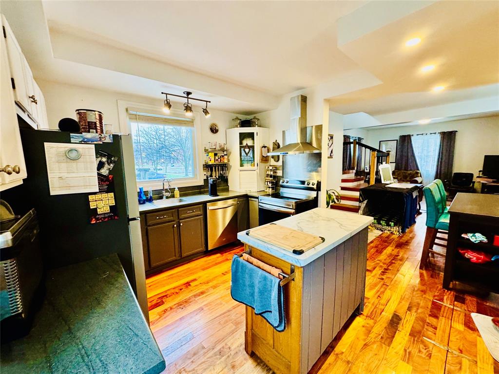 199 WELLINGTON Street, Sarnia, Ontario, Canada