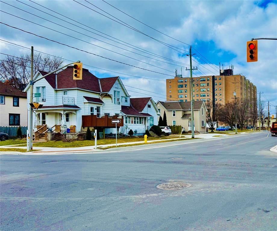 155 BROCK Street South, Sarnia, Ontario, Canada