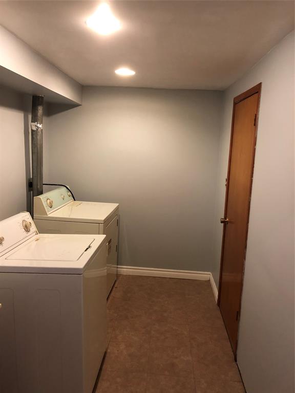 1168 OVERLEA Court Unit# LOWER, Sarnia, Ontario, Canada photo 5