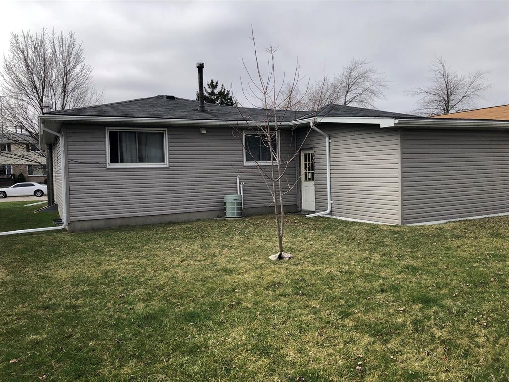 1168 OVERLEA Court Unit# LOWER, Sarnia, Ontario, Canada photo 9