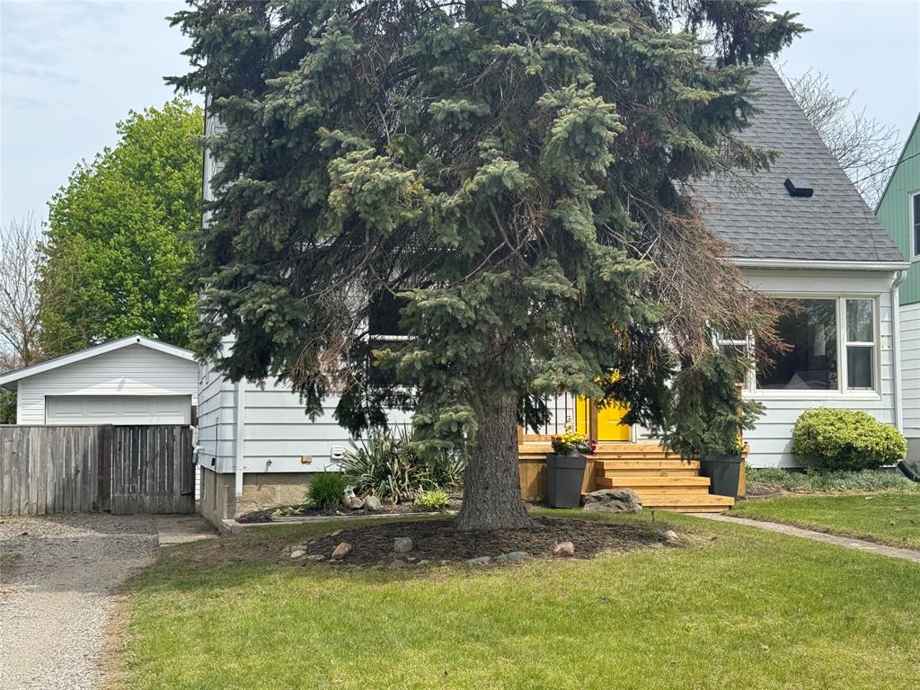 790 PINEVIEW Avenue, Sarnia, Ontario, Canada photo 2