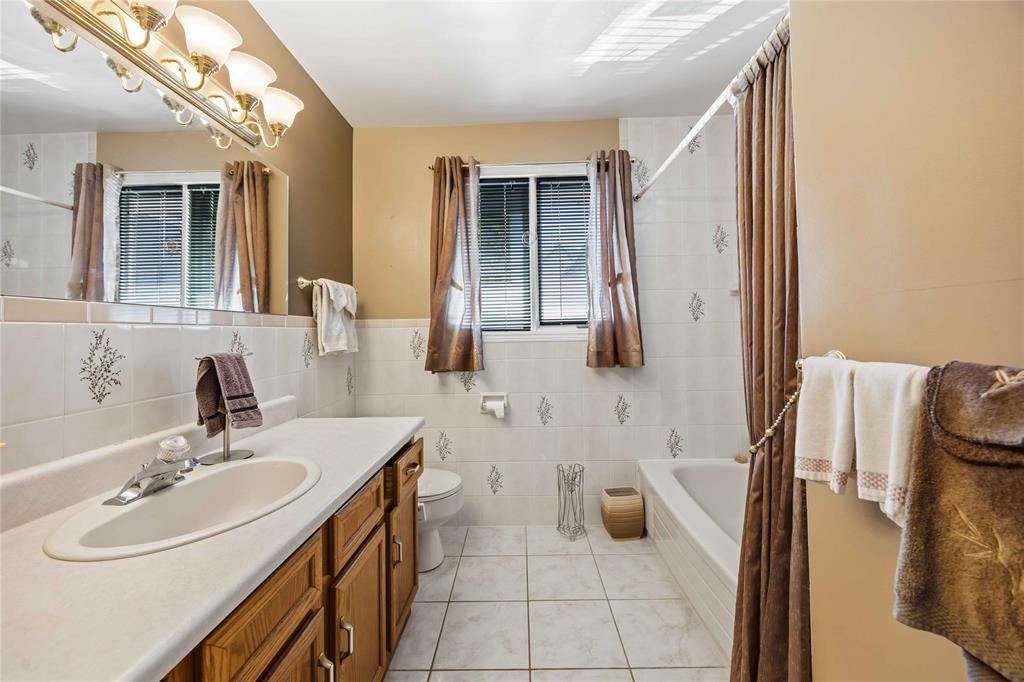 841 PRESTWICK Crescent, Sarnia, Ontario, Canada photo 15