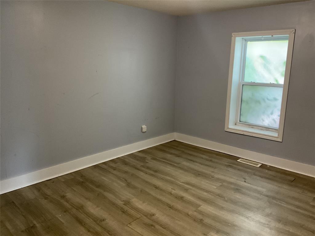 715 CONFEDERATION Street South, Sarnia, Ontario, Canada photo 5