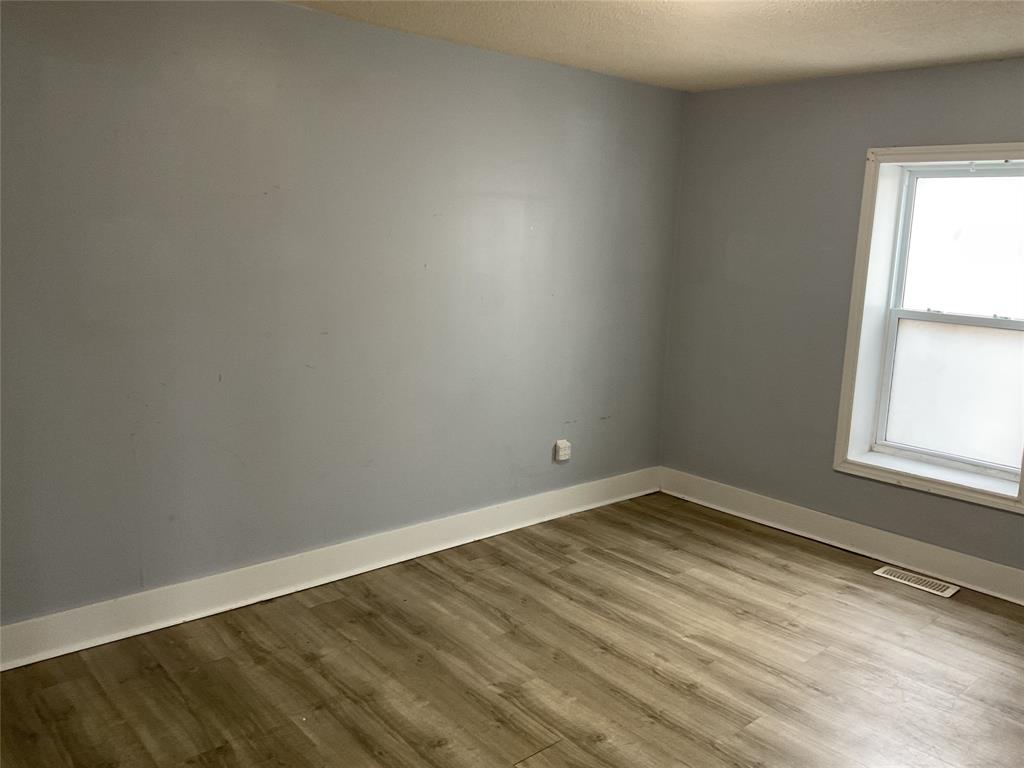 715 CONFEDERATION Street South, Sarnia, Ontario, Canada photo 8