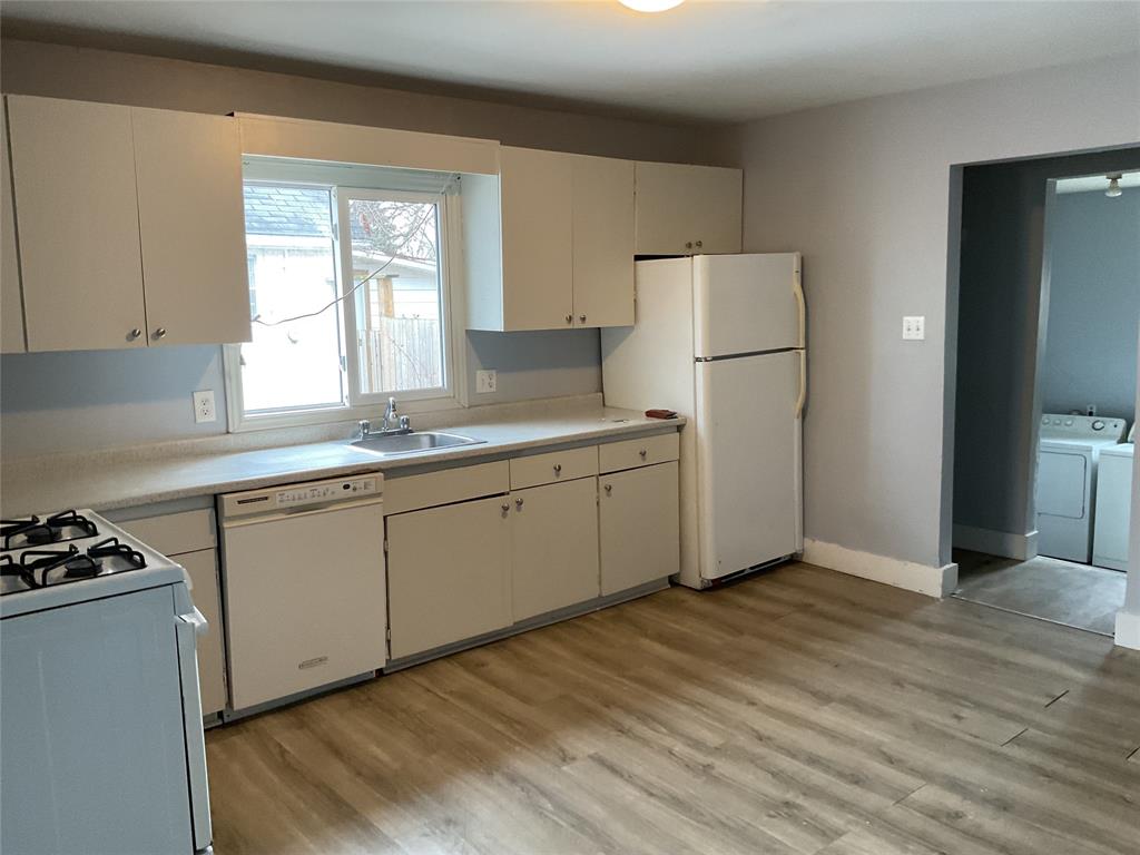 715 CONFEDERATION Street South, Sarnia, Ontario, Canada photo 9