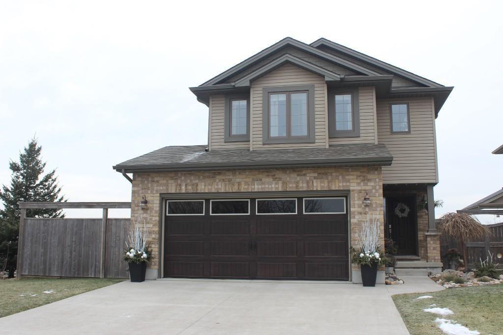 124 SANDPIPER DRIVE, Sarnia Ontario, Canada