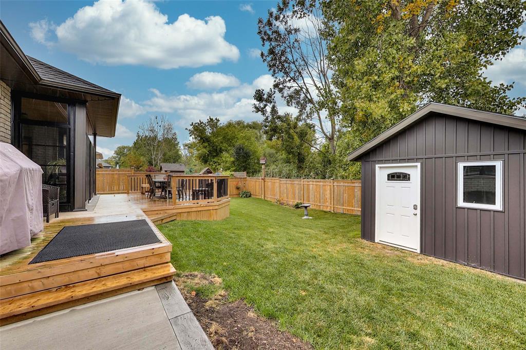 154 SANDPIPER Drive, Sarnia Ontario, Canada