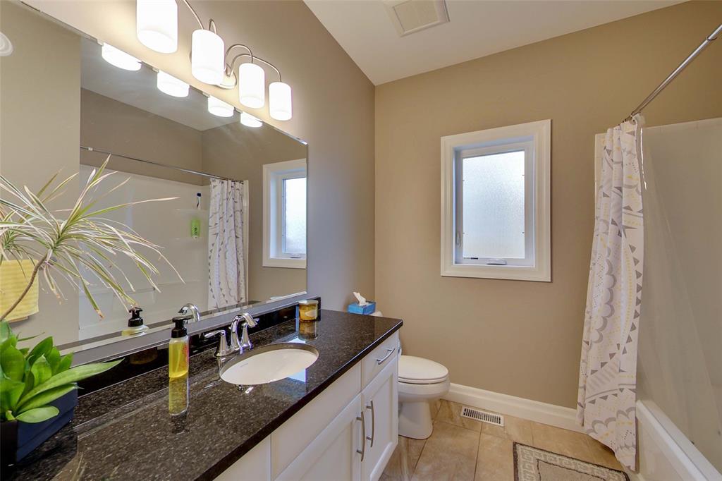 154 SANDPIPER Drive, Sarnia Ontario, Canada