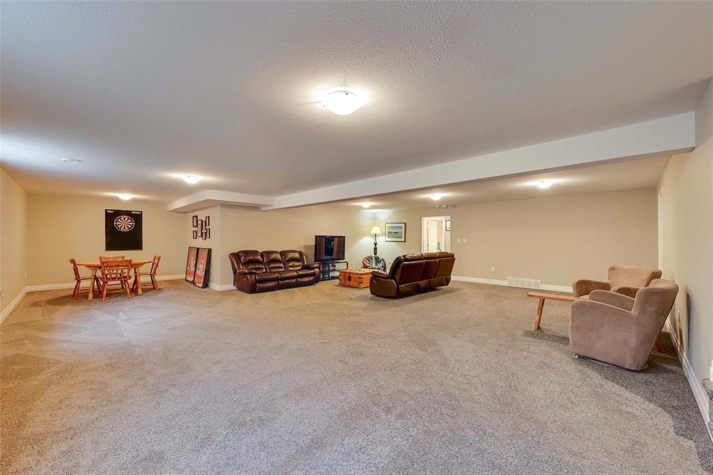 154 SANDPIPER Drive, Sarnia Ontario, Canada
