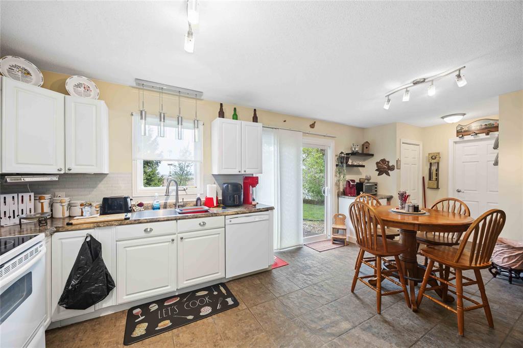 4786 Aniline Street, Oil Springs, Ontario, Canada