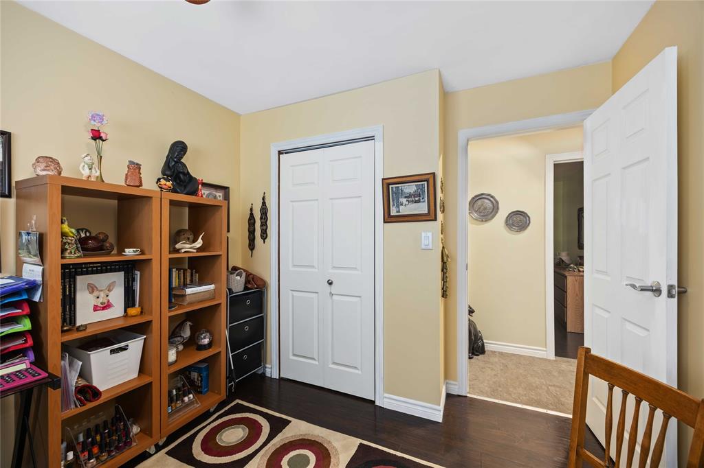 4786 Aniline Street, Oil Springs, Ontario, Canada