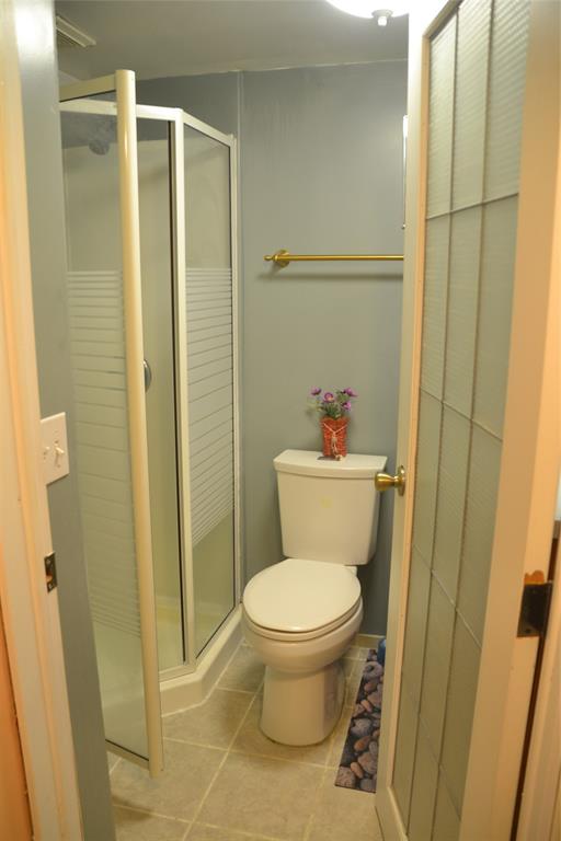 945 HOLLANDS Avenue, Sarnia Ontario, Canada
