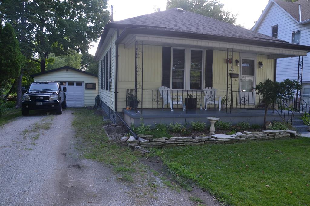 304 EMMA Street, Sarnia Ontario, Canada