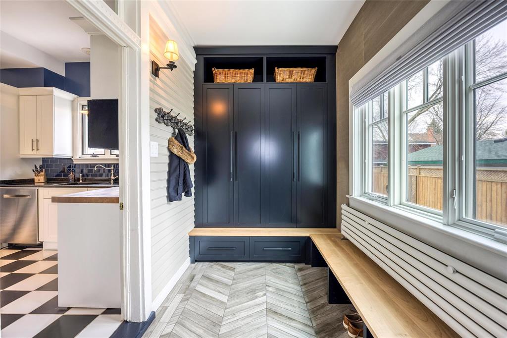 286 VIDAL Street North, Sarnia, Ontario, Canada