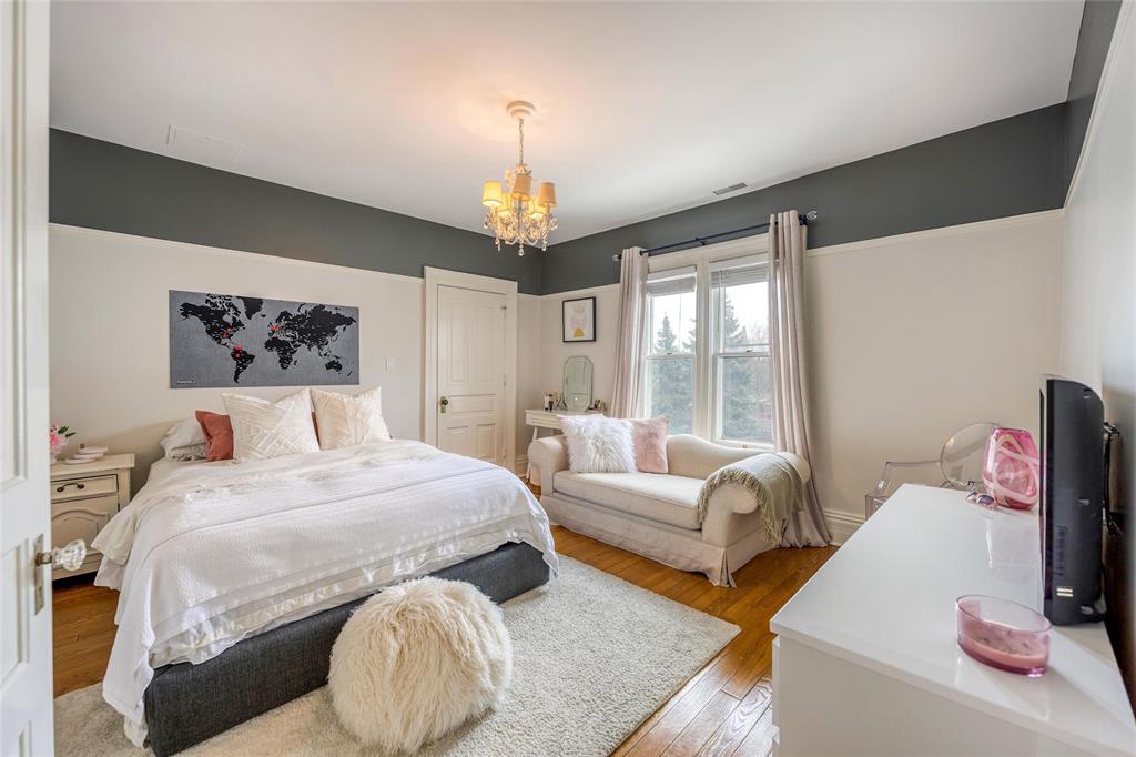 286 VIDAL Street North, Sarnia, Ontario, Canada