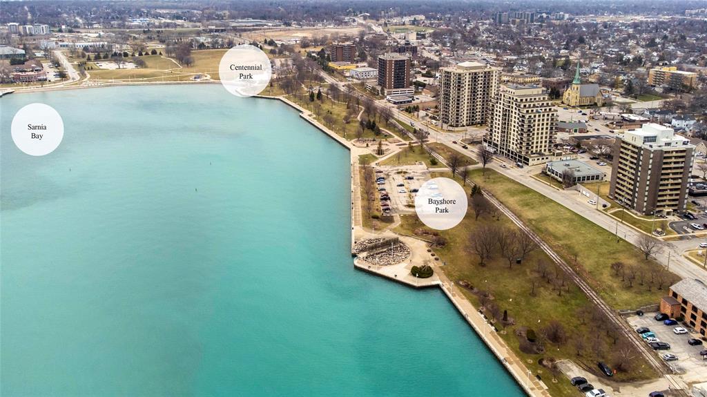 286 VIDAL Street North, Sarnia, Ontario, Canada