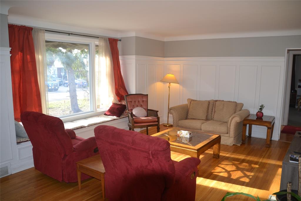 1366 EGMOND Drive, Sarnia, Ontario, Canada