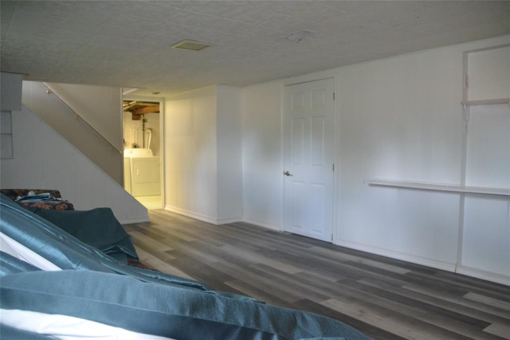 1366 EGMOND Drive, Sarnia, Ontario, Canada