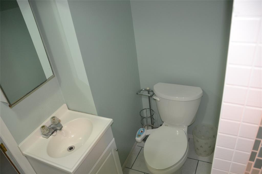 1366 EGMOND Drive, Sarnia, Ontario, Canada