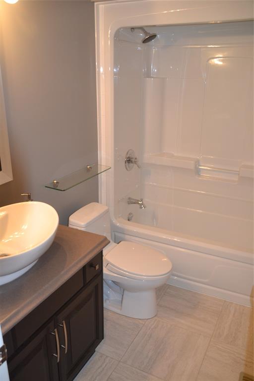 1229 MIKE WEIR Drive Unit# 1, Sarnia, Ontario, Canada