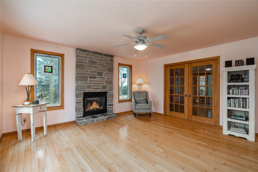4716 WAUBUNO Road, St. Clair, Ontario, Canada