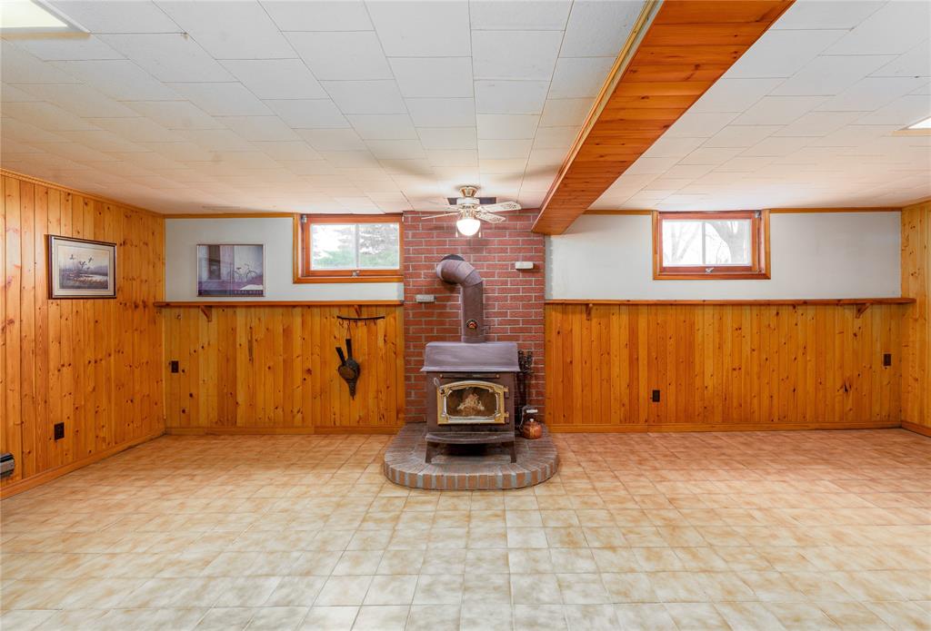 4716 WAUBUNO Road, St. Clair, Ontario, Canada