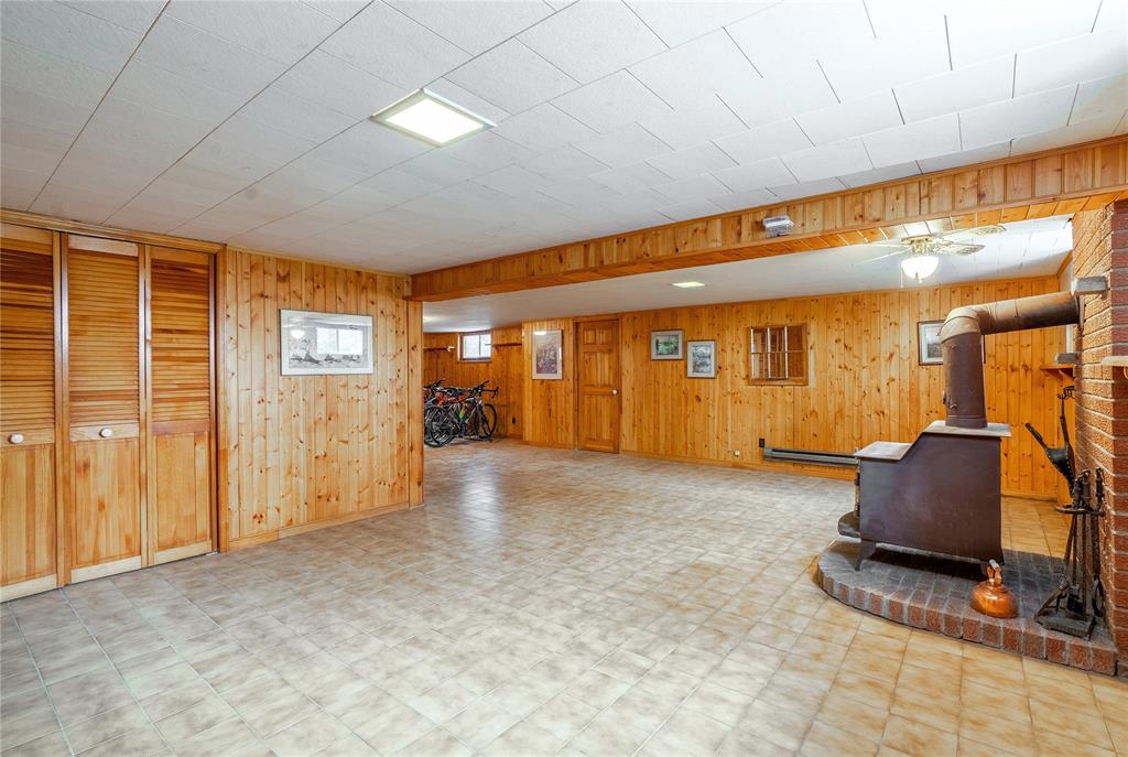 4716 WAUBUNO Road, St. Clair, Ontario, Canada