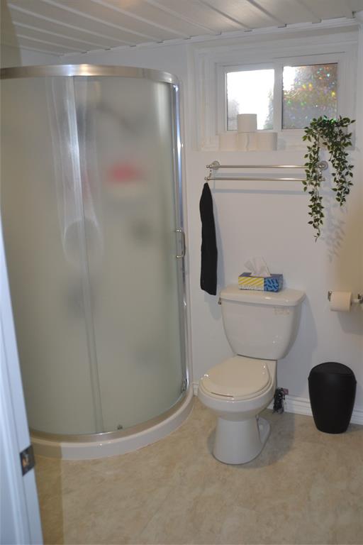 943 KEMSLEY Drive, Sarnia, Ontario, Canada photo 14