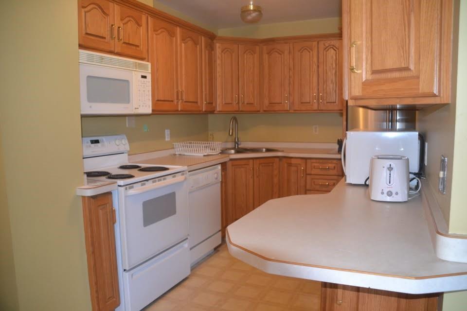 215 TRUDEAU Drive Unit# 65, Sarnia, Ontario, Canada photo 4