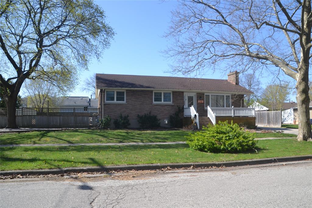 973 KENSINGTON Boulevard, Sarnia, Ontario, Canada photo 1