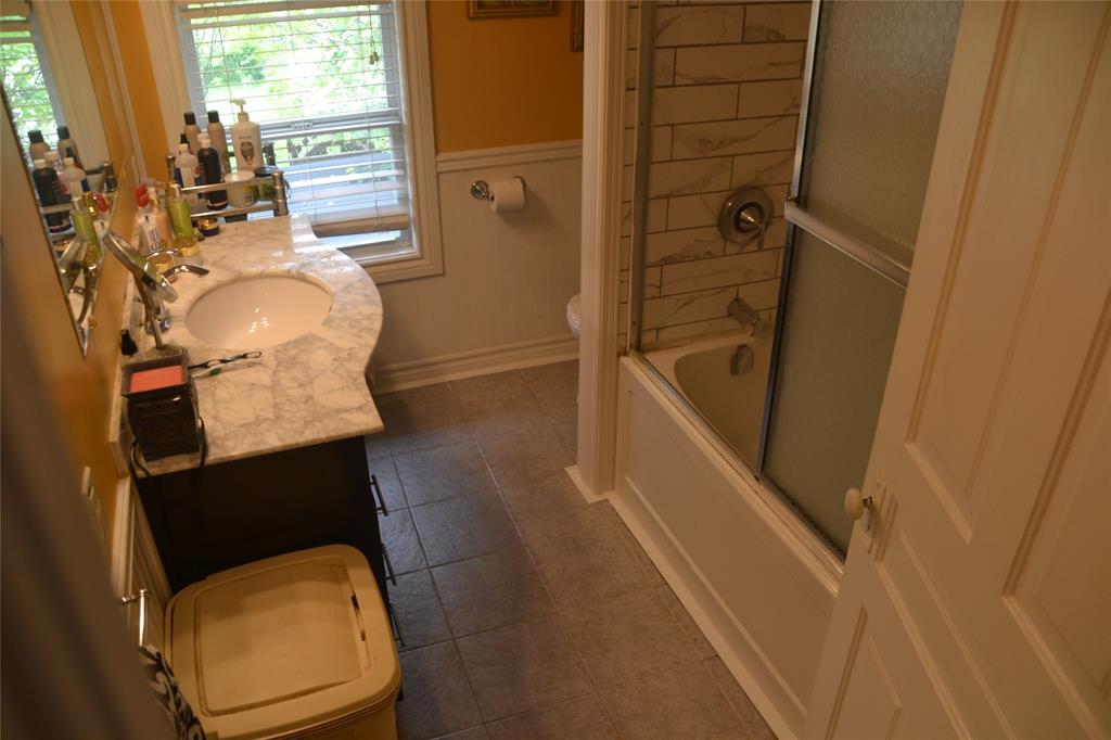 131 QUEEN Street, Sarnia, Ontario, Canada