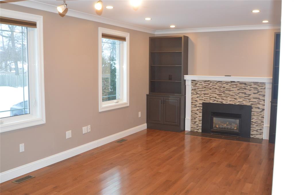 1344 SPARTAN Street, Sarnia, Ontario, Canada photo 3