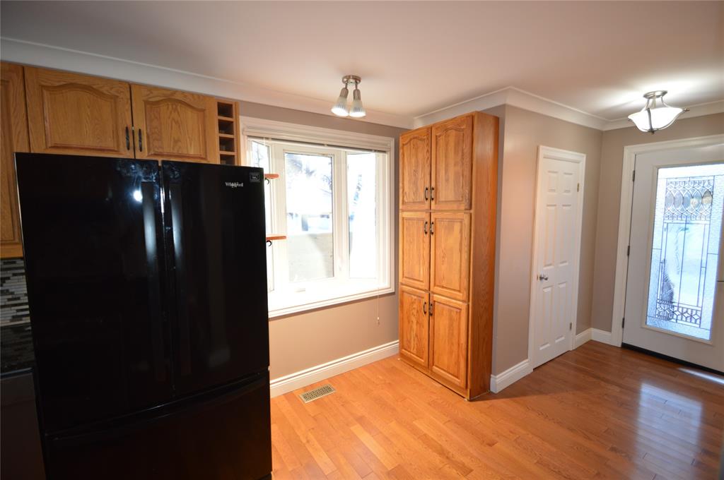 1344 SPARTAN Street, Sarnia, Ontario, Canada photo 9